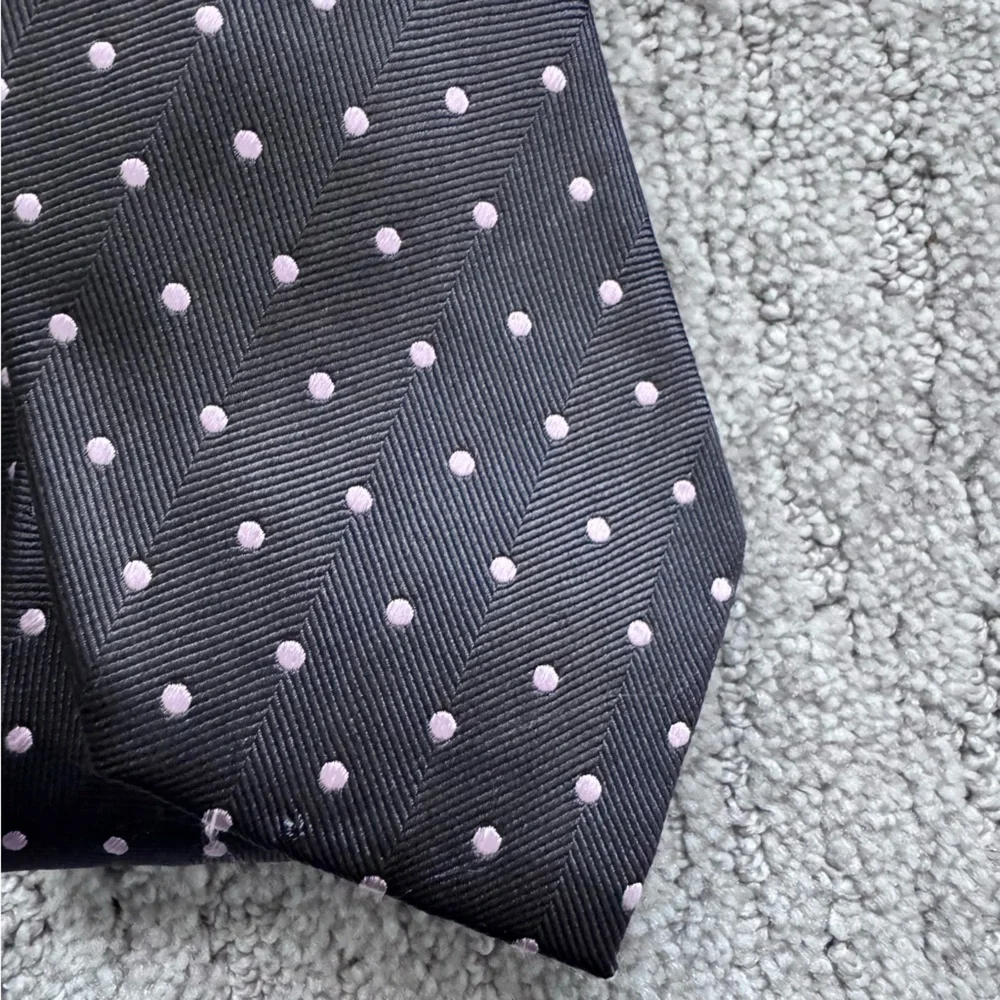 2/$20 Banana Republic 100% Silk Brown and Pink Polka Dot Tie